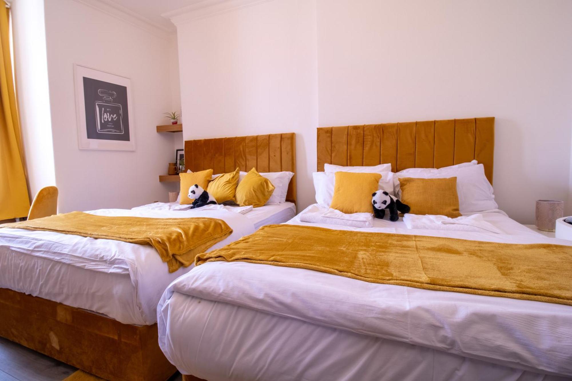 Spacious Studio Apartment On Oxford Street 9Gc London Luaran gambar
