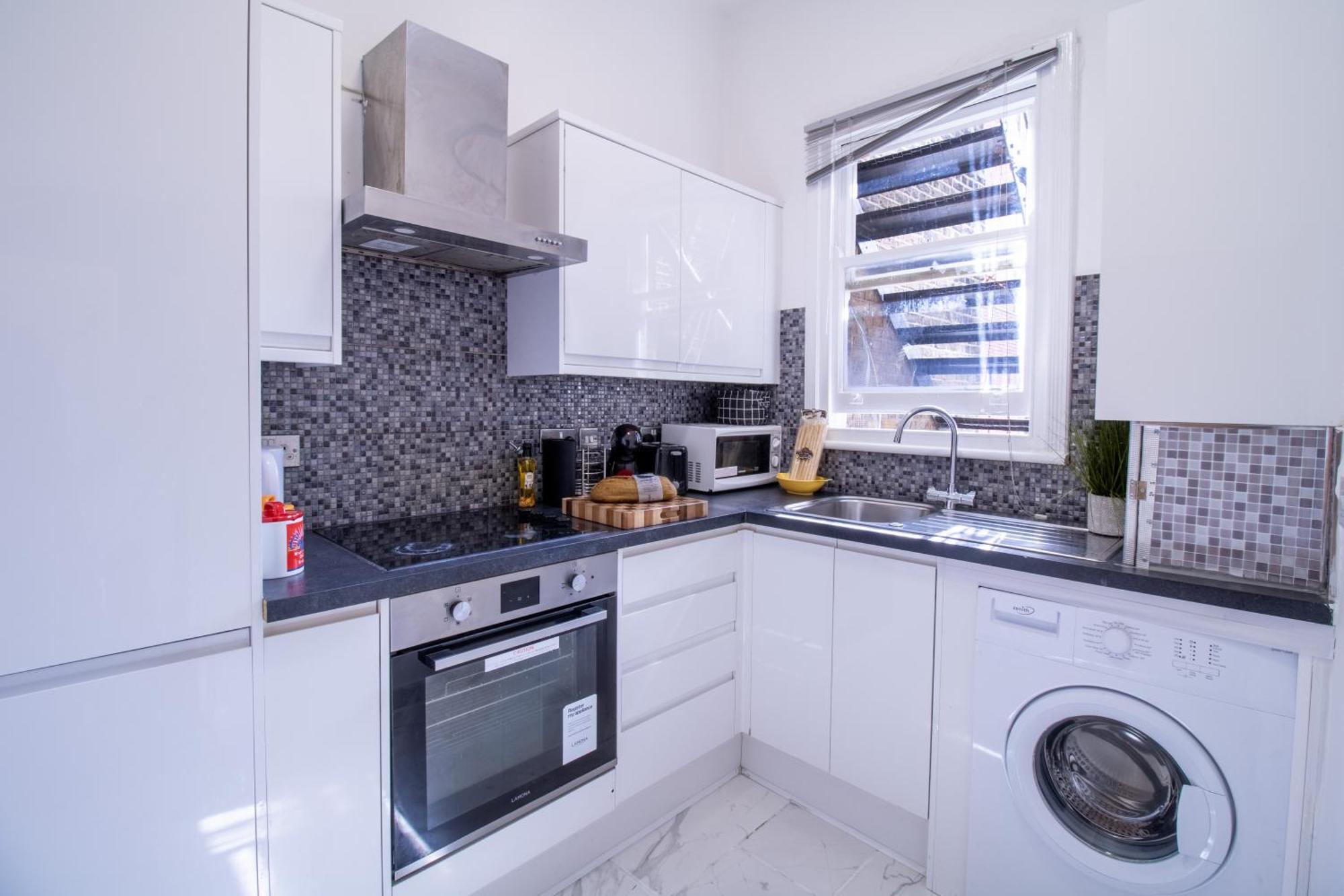Spacious Studio Apartment On Oxford Street 9Gc London Luaran gambar