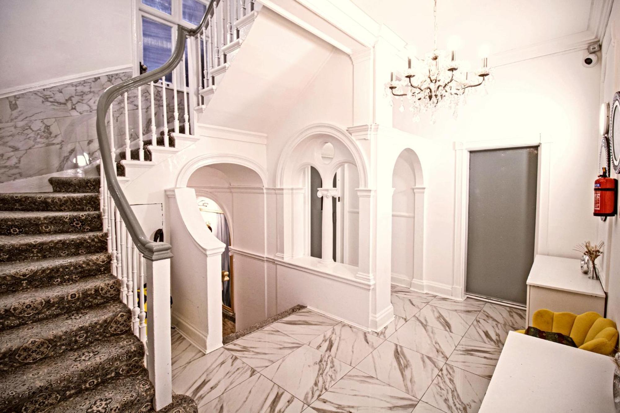 Spacious Studio Apartment On Oxford Street 9Gc London Luaran gambar